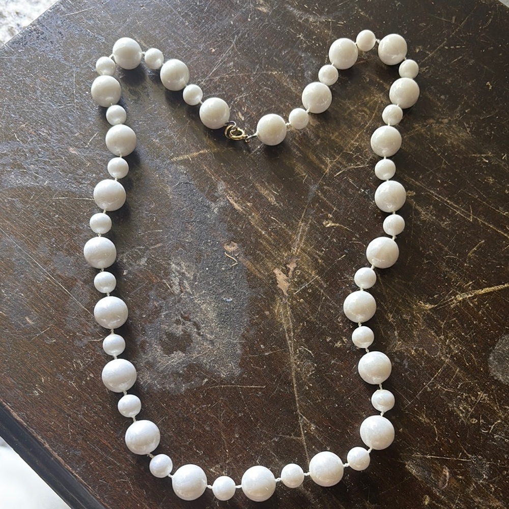 Elegant White Beaded Necklace